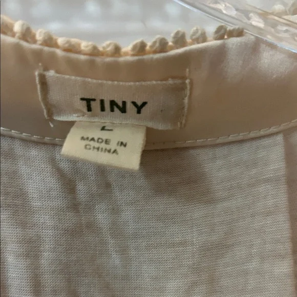 Anthropologie Beige Floral Embroidered Top - Picture 2 of 3